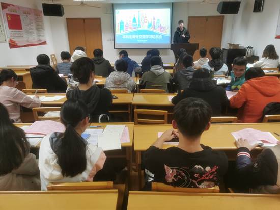 151BCEEAA53D91CD3E791A75E8F890C9