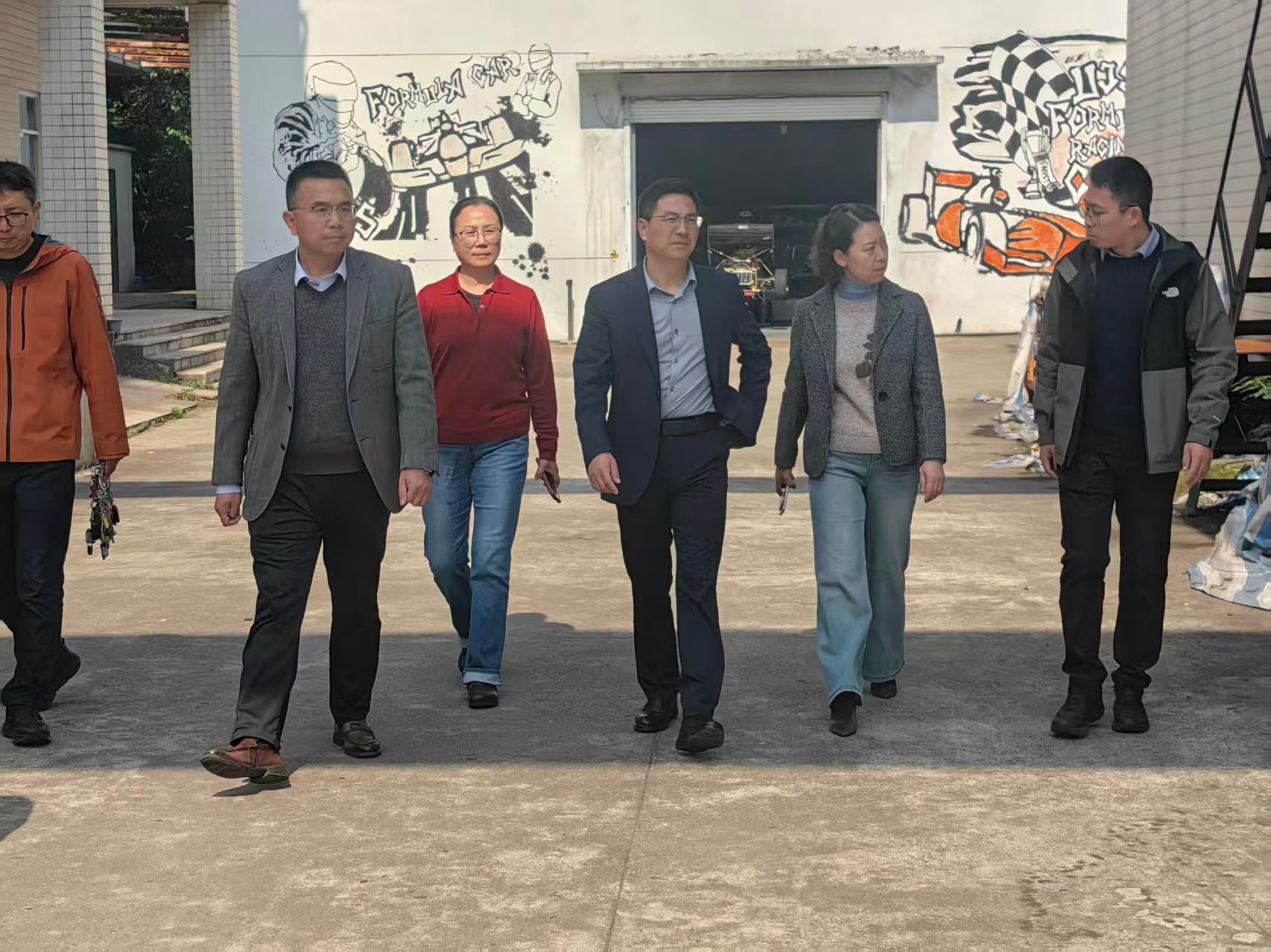 汽车与交通工程学院开展节前安全检查